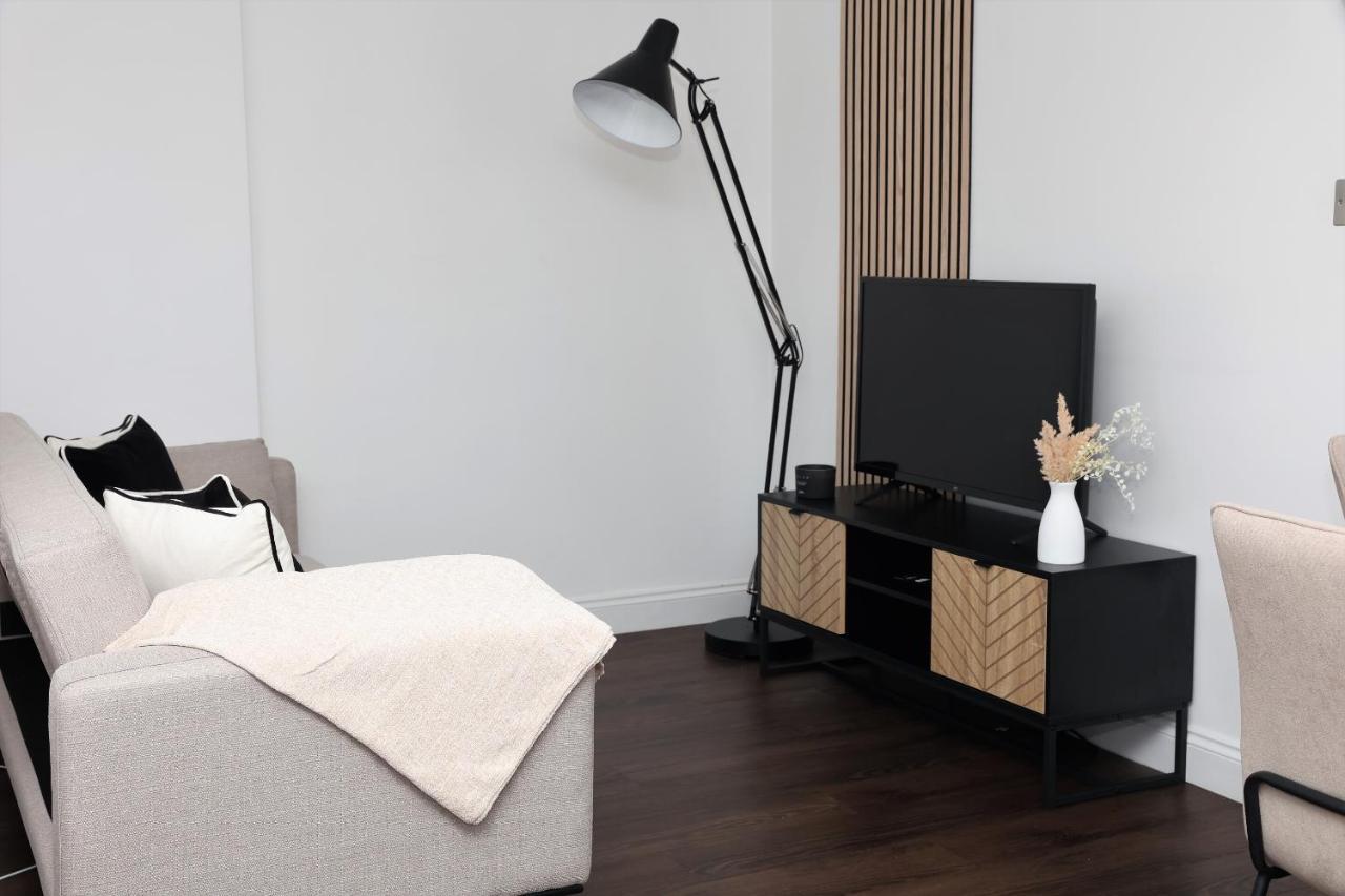 Апартаменты Watford Luxury 1 Bed Flat - Free Parking Экстерьер фото